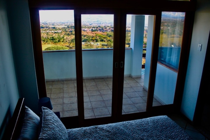 Vista Hermosa Villa - San Isidro de Pilas, Alajuela, Costa Rica - Vacation Rental