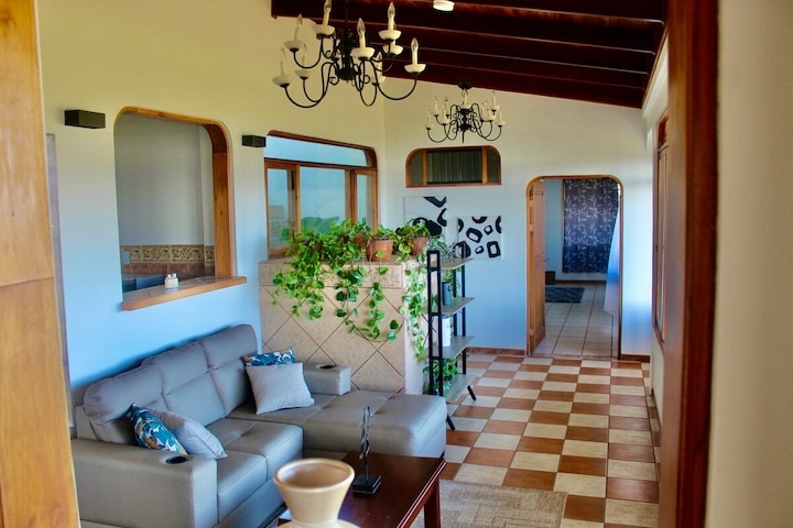 Vista Hermosa Villa - San Isidro de Pilas, Alajuela, Costa Rica - Vacation Rental